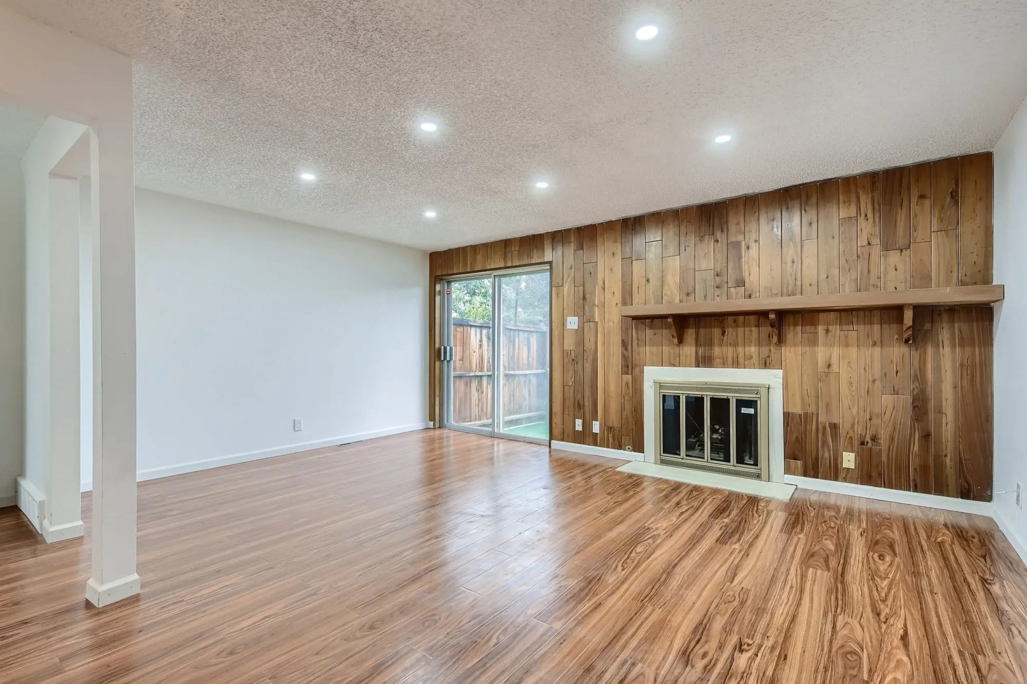 Littleton Residence, Littleton, Colorado — frame 3