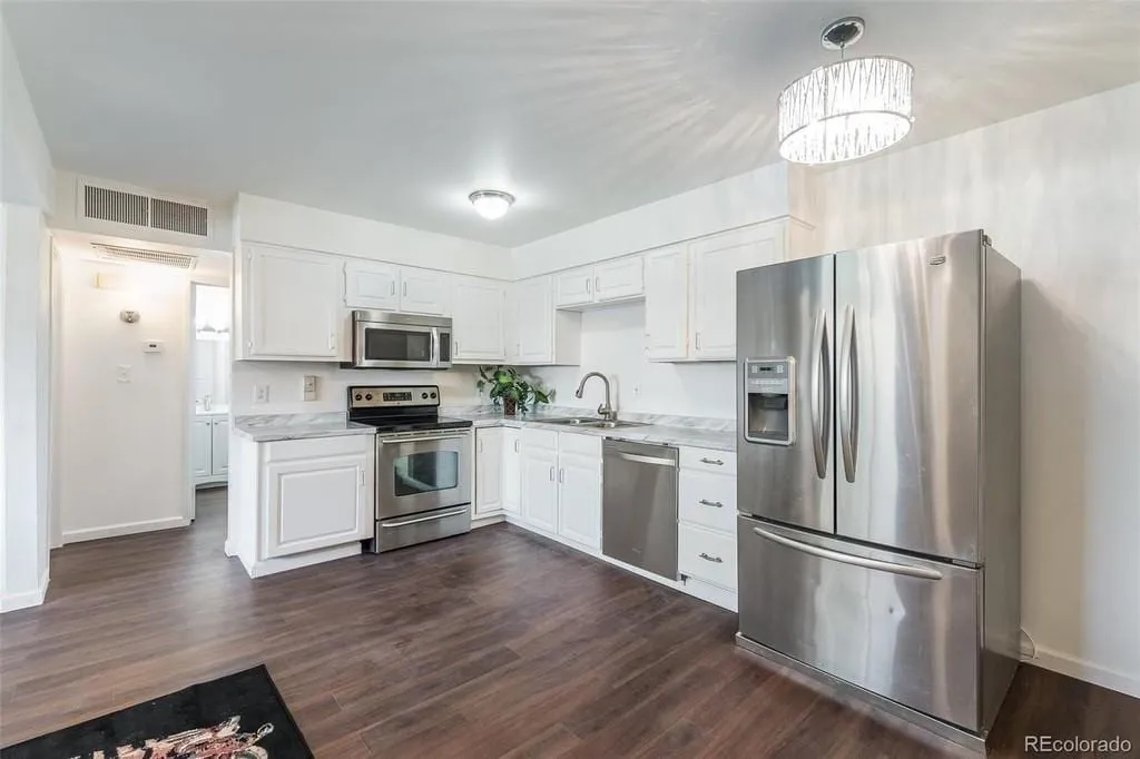 Southwest Denver Residence, Denver, Colorado — frame 2