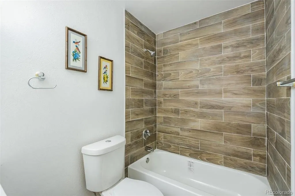Southwest Denver Residence, Denver, Colorado — frame 3